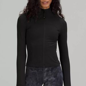 NWT Lululemon Nulu Cropped Define Jacket